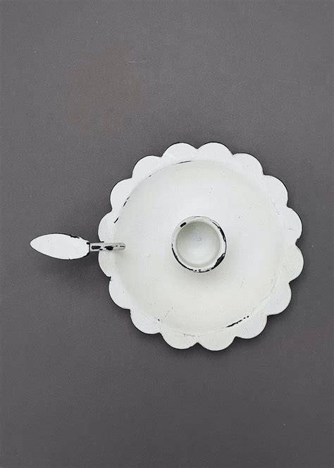 Get Vintage Flower Candle Holder at ₹ 350 | LBB Shop