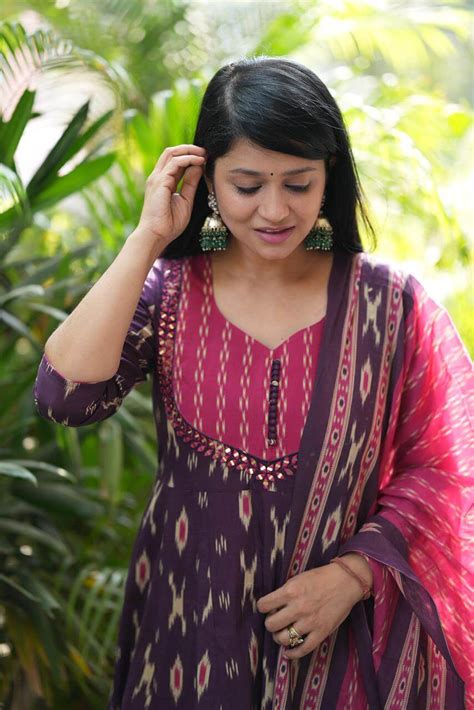 Anarkali with Thread Embroidery – Aaryes Collection