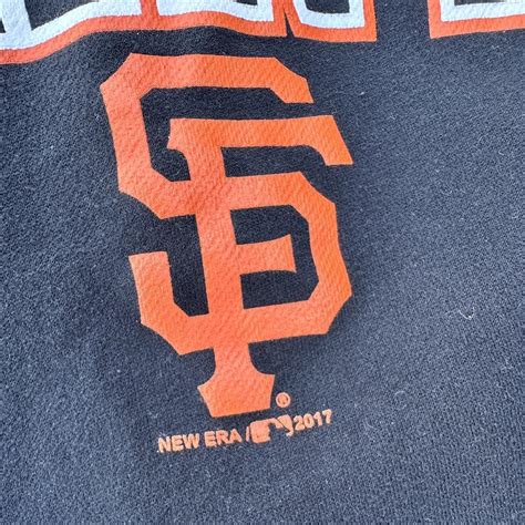 New Era MLB San Francisco Giants Crewneck Sweatshirt... - Depop