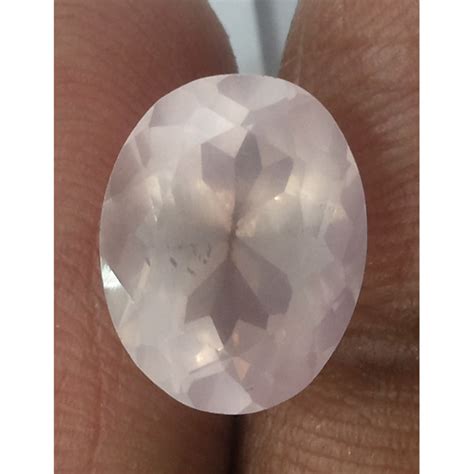 Rose Quartz – Gem Selections