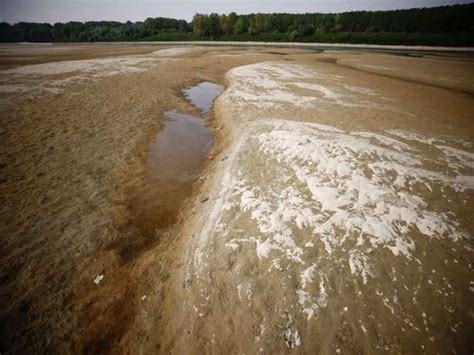 Italian drought conditions worsen; rivers and reservoirs dry out ...