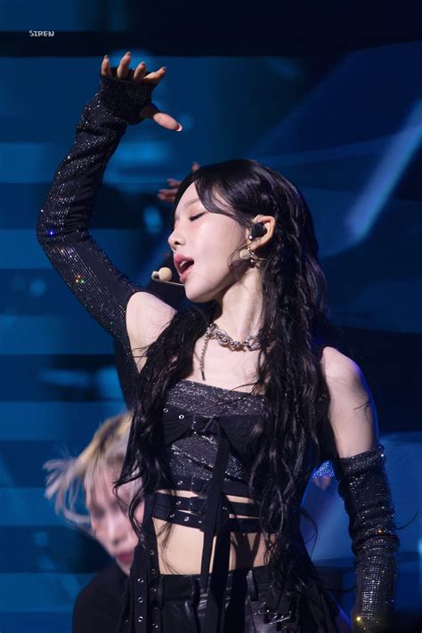 Taeyeon Concert 的图像结果
