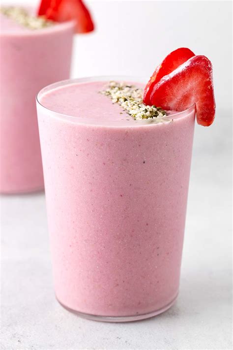 Strawberry Protein Smoothie - Smoothies and Shakes