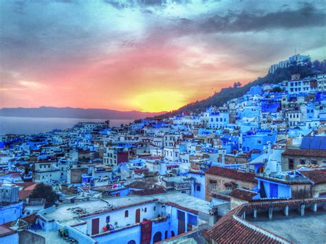 The sunsetting over Chefchaouen. Morocco's blue city. : r/pics