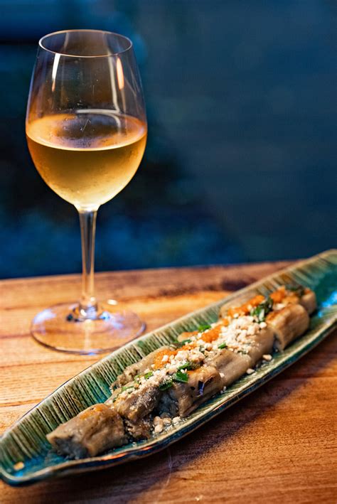 The Eaves: Vietnamese Bar & Restaurant | Union Square, Somerville [01 ...