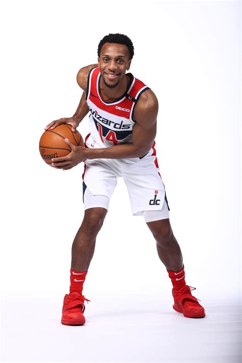 Top Photos 2020-21: Ish Smith Photo Gallery | NBA.com