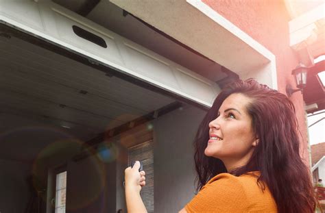 Garage Door Sensor Issues? Buffalo Fixes That Work