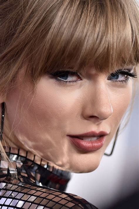 Taylor Swifts Favorite Homemade Sourdough Bread