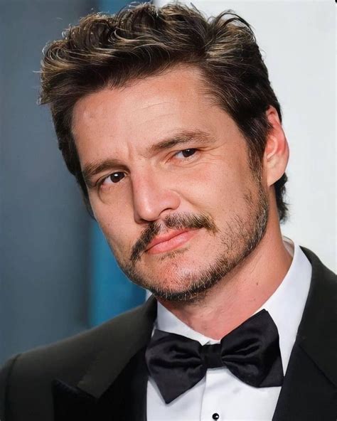 Pin by nana nicholson on Fave characters | Pedro pascal, Pedro, Handsome