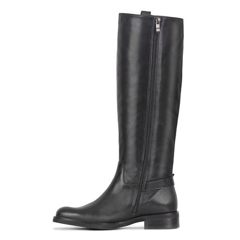 Comfortable black leather women's knee high boots with a flat heels ...