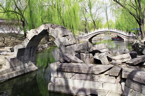 北京圆明园遗址公园高清图片下载-正版图片500979509-摄图网