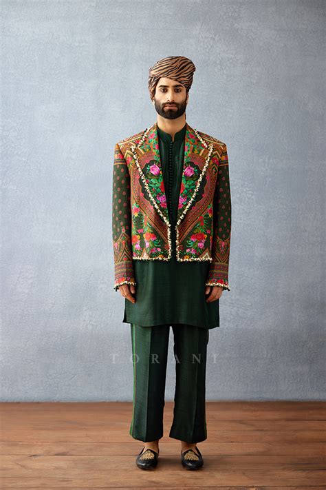 Dil Saaz Rafi Jacket – Torani India