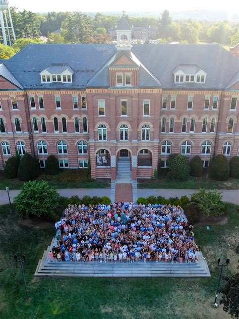 Saint Anselm Athletics | WELCOME TO CAMPUS, HAWKS! 👋 We're kicking off ...