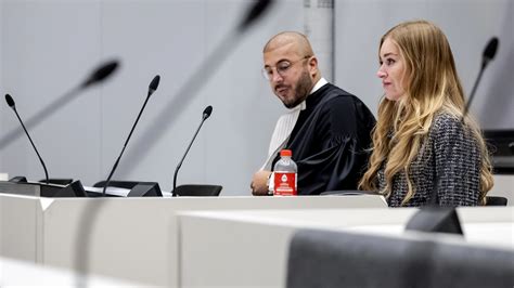 OM eist 40 uur werkstraf tegen presentatrice Raisa Blommestijn | Hart ...