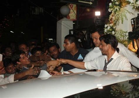 Event Gallery: Shah Rukh Khan Sports Rough Unshaven Look at Lista ...