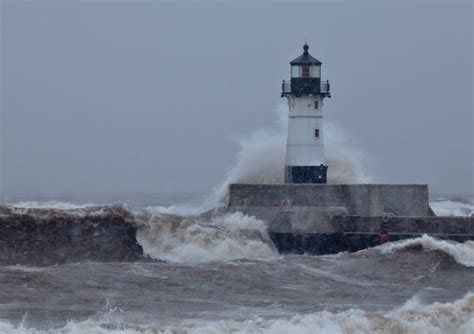 Duluth Harbor Cam: 2023