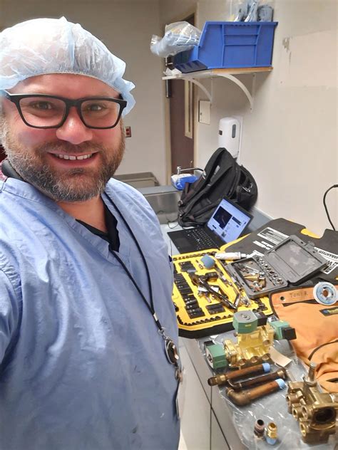 Anthony Rapisarda on LinkedIn: Swapping out a *** manifold assembly ...