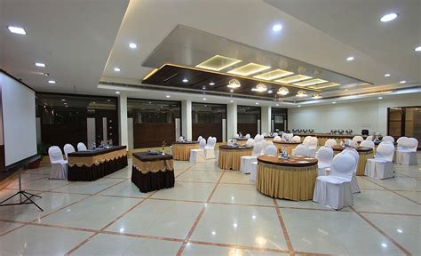 HOTEL VT PARADISE (Bengaluru) - Hotel Reviews, Photos, Rate Comparison ...