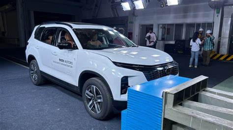 Behind the scenes: A look inside Tata Motors Integrated Safety Centre ...