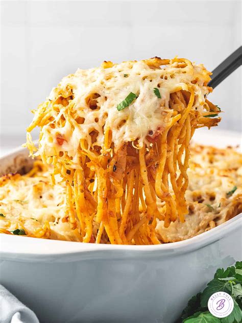 Simple Oven Baked Spaghetti Cheesy Baked Spaghetti Easy Budget