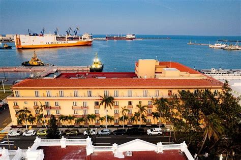 FIESTA INN VERACRUZ MALECON - Hotel Reviews, Photos, Rate Comparison ...