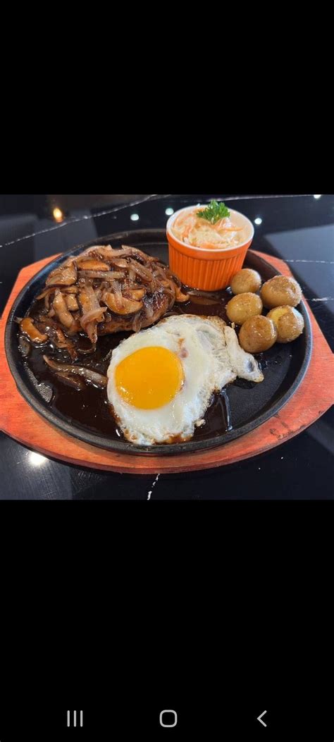 NGUYEN HOTEL MANAGE BY VNSERVICES (My An) - Hotel Reviews & Photos ...