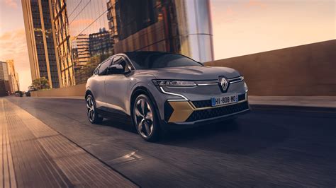 10 reasons why you’ll love the all new Renault Megane E-Tech 100% ...