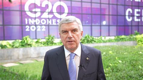 IOC President Thomas Bach welcomes support by G20 Chair and President of the Republic of ... - president of the republic of indonesia