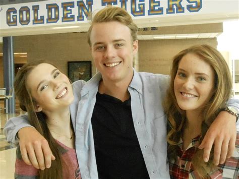 I Must Be Dreaming...: July 2017