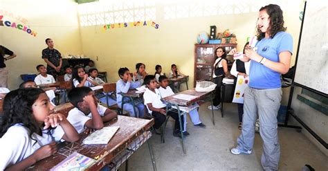 Over 60% Indian educators already using AI tools for enhancing teaching ...