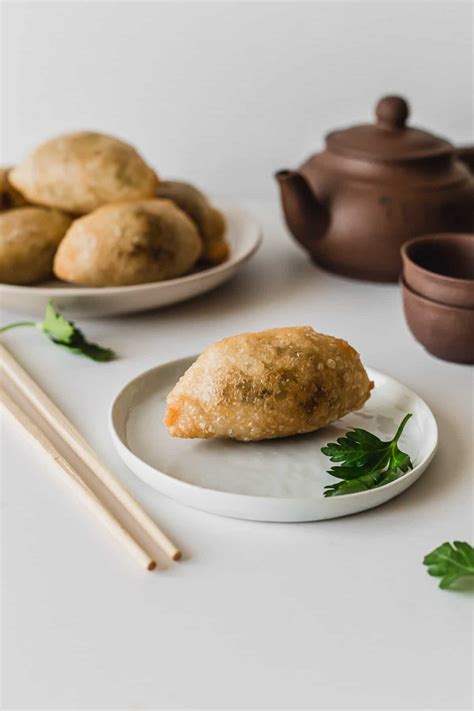 Ham Sui Gok 咸水角 (Fried Glutinous Rice Dumplings) | Sift & Simmer