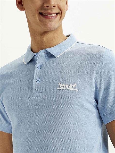 Men's Solid Slim Fit Polo T-shirt – Levis India Store