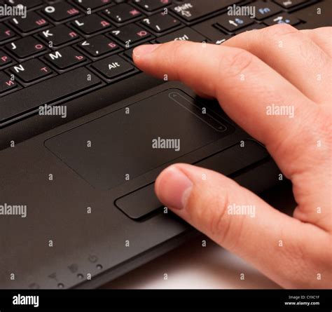 Using Laptop Touchpad 的图像结果