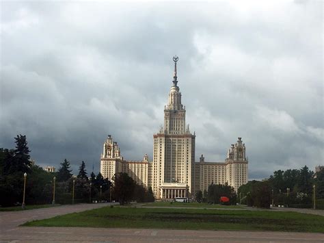 2023莫斯科大学游玩攻略,莫斯科大学正面建筑如巨大的...【去哪儿攻略】