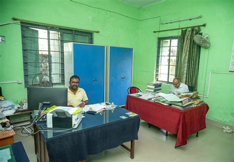 University B.T & Evening College