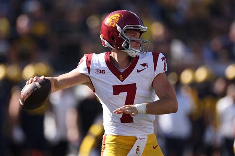 USC quarterback Miller Moss enters transfer portal - Daily Bulletin