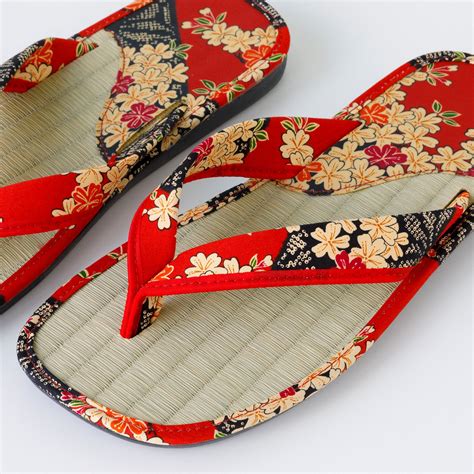 Traditional Japanese Sandals Made in Japan Red II Asayu – Asayu Japan