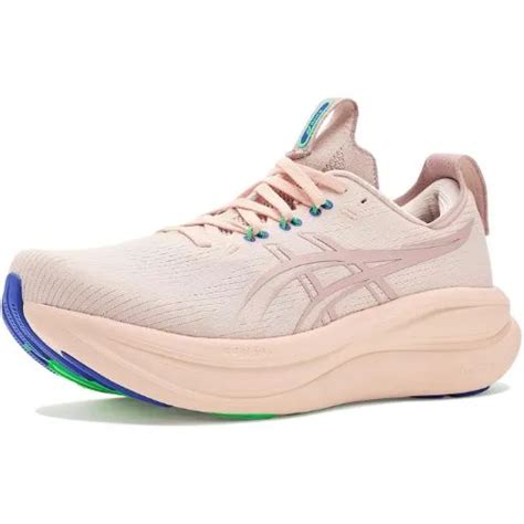 We Went in Search of the Best Shoes for Knee Pain and Asked Experts for ...