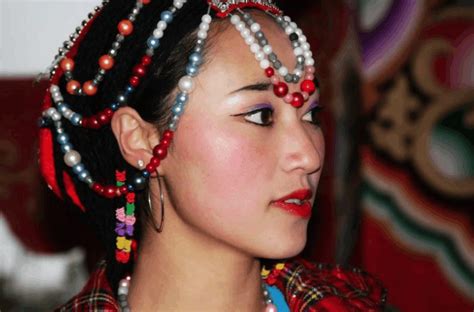 藏族姑娘 - 马蜂窝