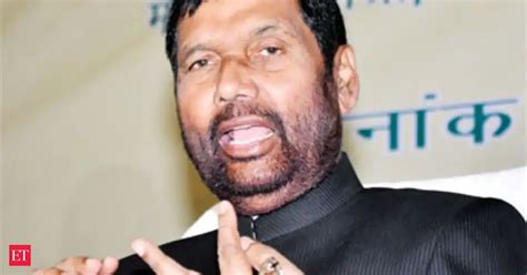 Jitan Ram Manjhi a better Chief Minister than Nitish Kumar: Ram Vilas ...