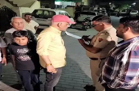 हरियाणा में कार की टक्कर से हवा में 10 फीट उछली महिला, परिजनों ने गाड़ी ...