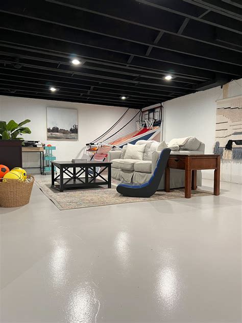 Options for basement flooring over concrete – Artofit