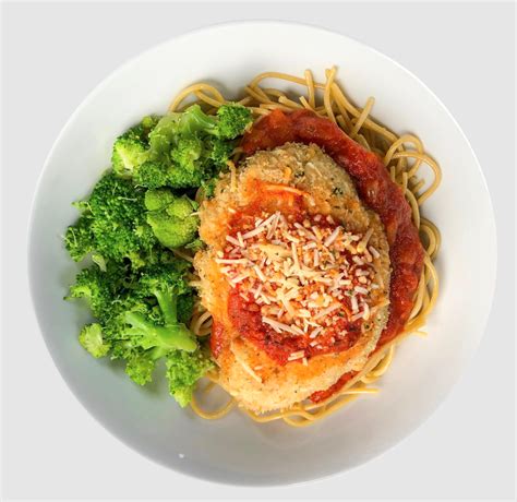 Skinny Chicken Parm with Broccoli Family | Perfectly Portioned Nutrition