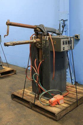30 KVA 24" Throat Taylor-Winfield SPOT WELDER, Rocker Type in Harrison ...
