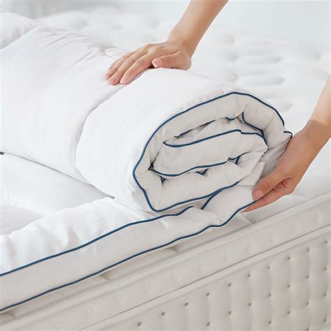 Amazon.com: LINSY Twin Size Extra Thick Pillow Top Mattress Topper ...