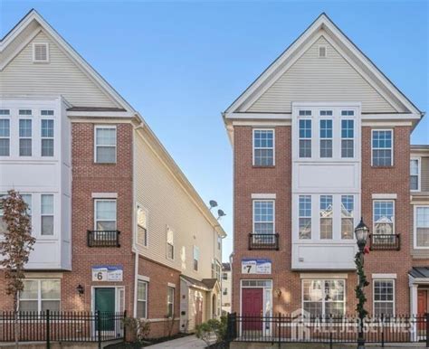 24 Roosevelt Ave, Carteret, NJ 07008 | Homes.com