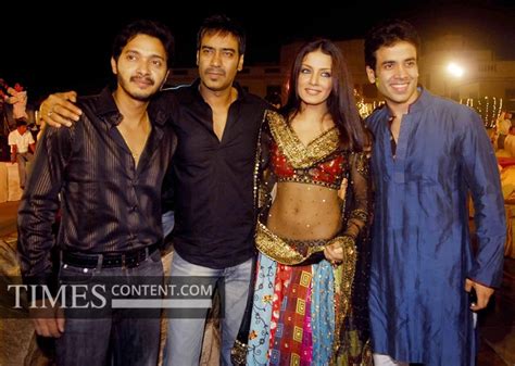 Golmaal Returns Bollywood Photo Bollywood cine stars Sh...