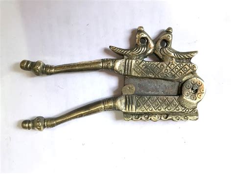 Krishna Handicrafts Brass beetel nut Cutter sarota (4 cm x 4 cm x 12 cm ...