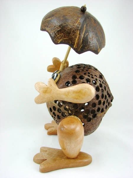Decorative Items Using Coconut Shell 的图像结果