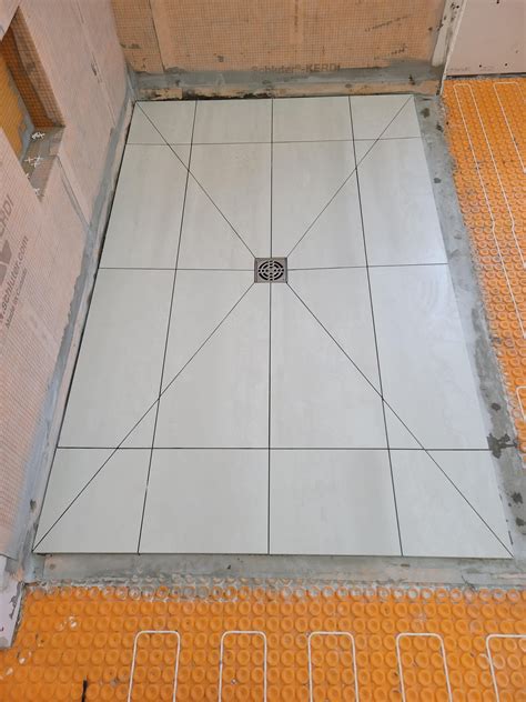 First time woth large format tile on a shower pan : r/Tile